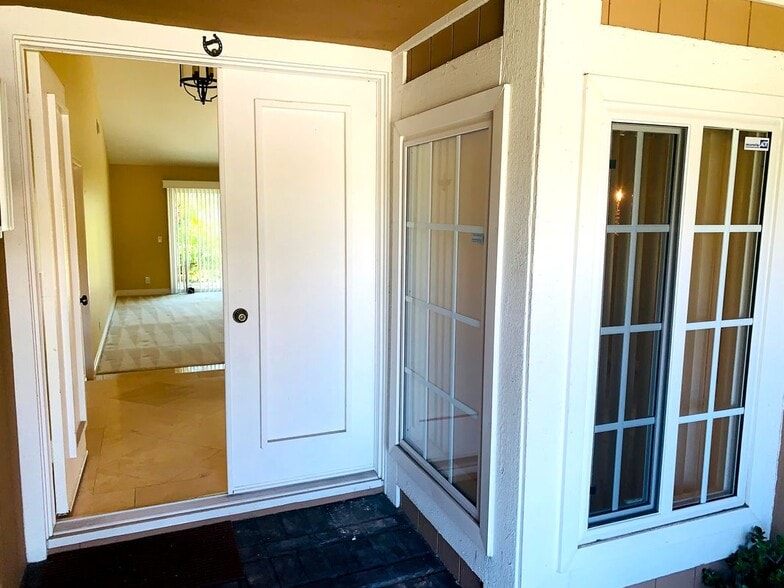 Building Photo - 18893 Santa Isadora St