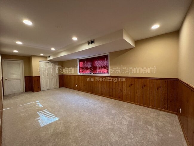 Building Photo - 8931 N Merrill St