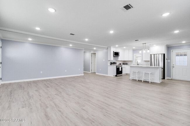 Building Photo - 4444 Main Hwy