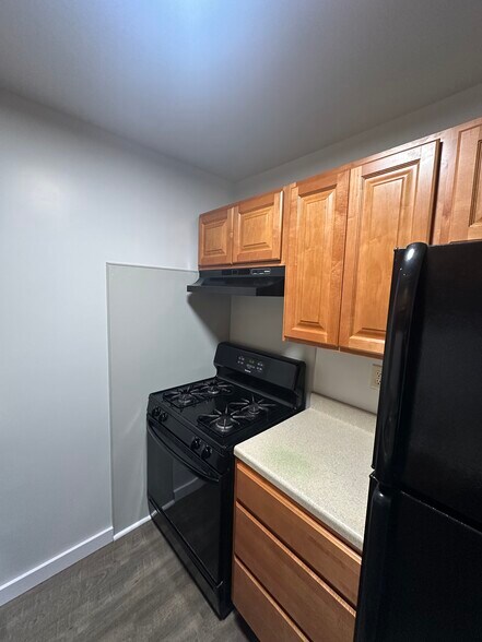 Building Photo - 54 Lancaster Est
