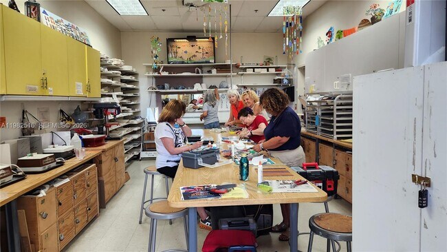 Building Photo - 2403 Antigua Cir