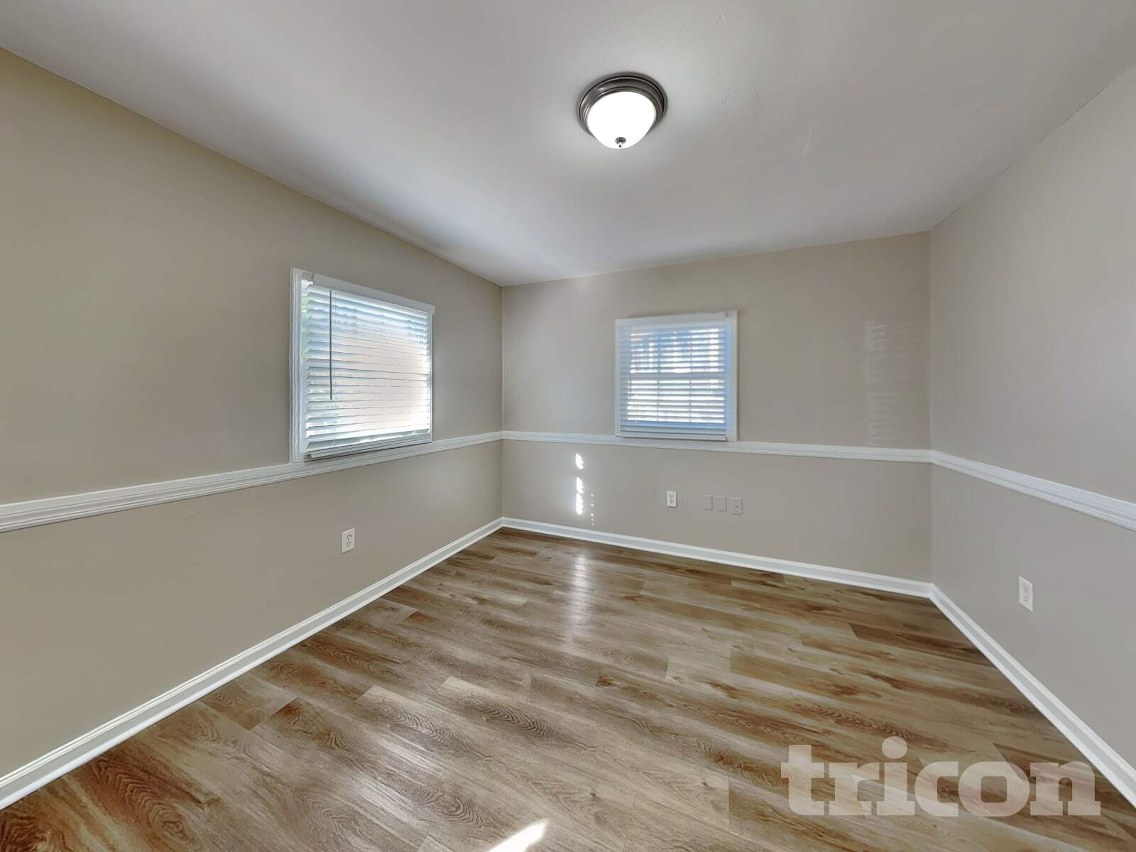 Building Photo - 1439 Leafwood Ct