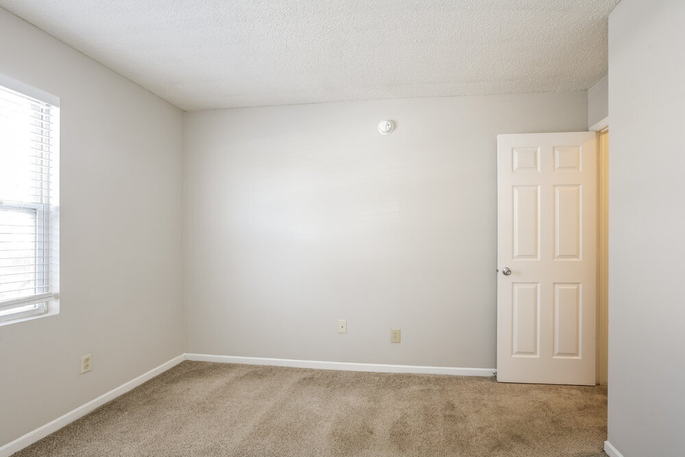 Building Photo - 10860 Wymm Ln