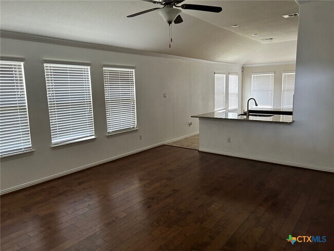 Building Photo - 6110 Taffinder Ln