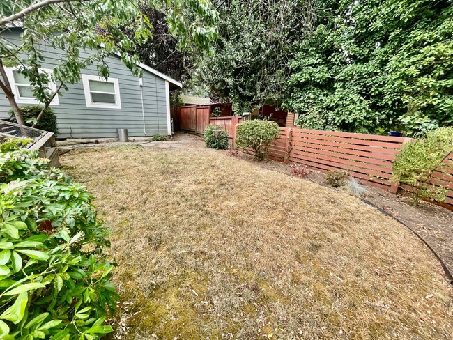 Building Photo - Portland Oasis: 3-Bedroom Gem with AC, Fen...