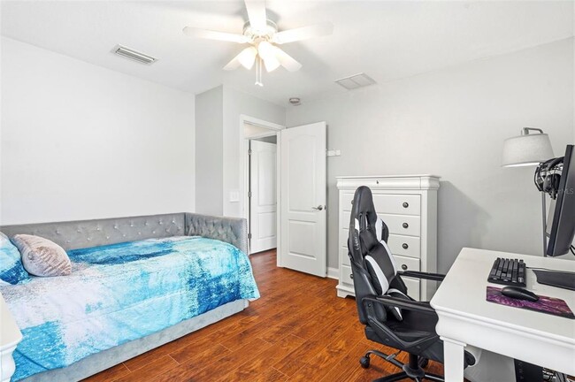Building Photo - 2734 Silvermoss Dr