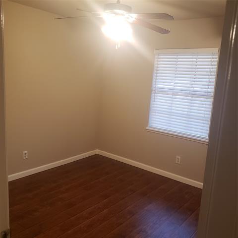 Building Photo - 504 Scarlet Oak Dr