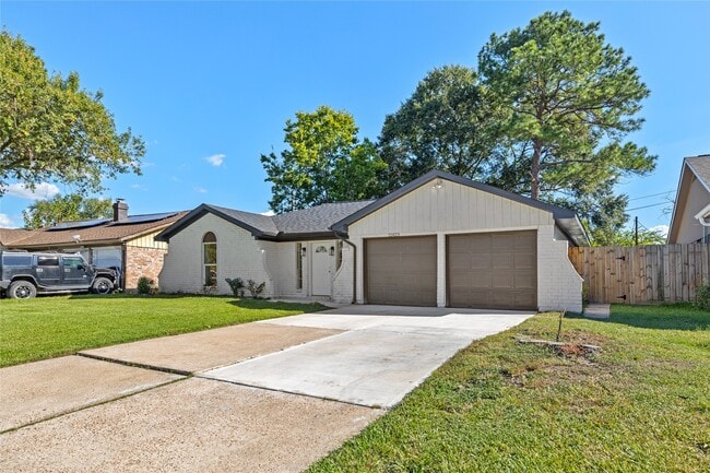 Building Photo - 11423 Hazen St