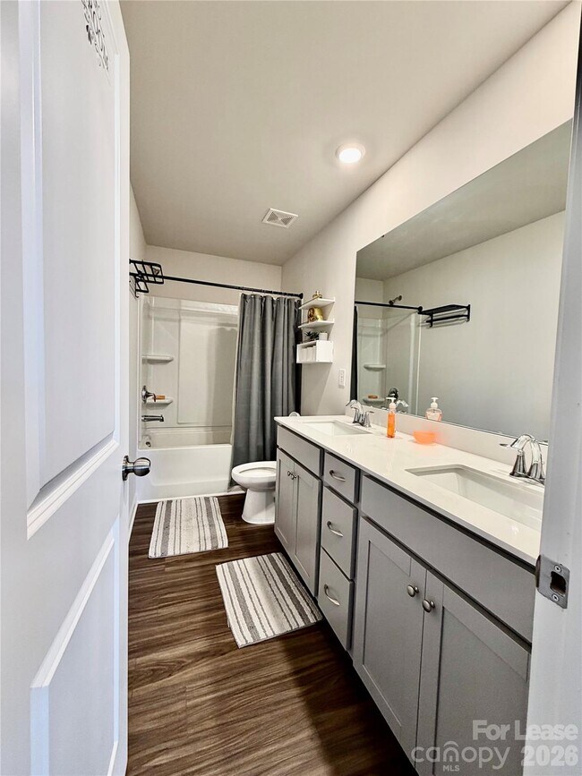 Building Photo - 365 Runner Stone Ln