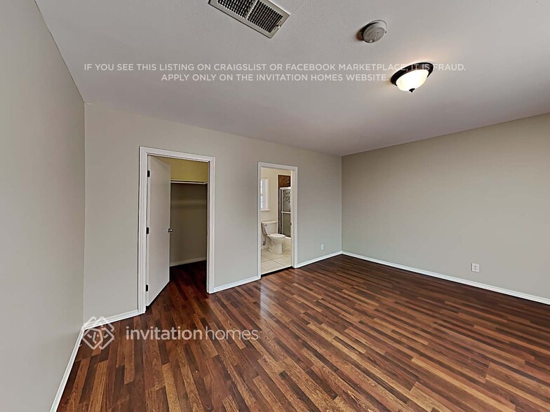 Building Photo - 6654 Capps Ave