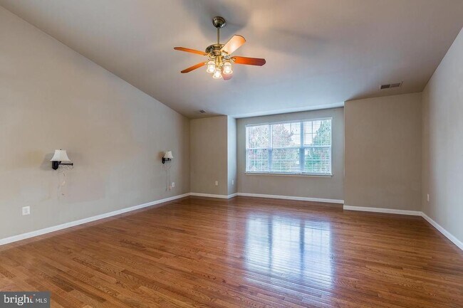 Building Photo - 105 Bridgette Pl NE