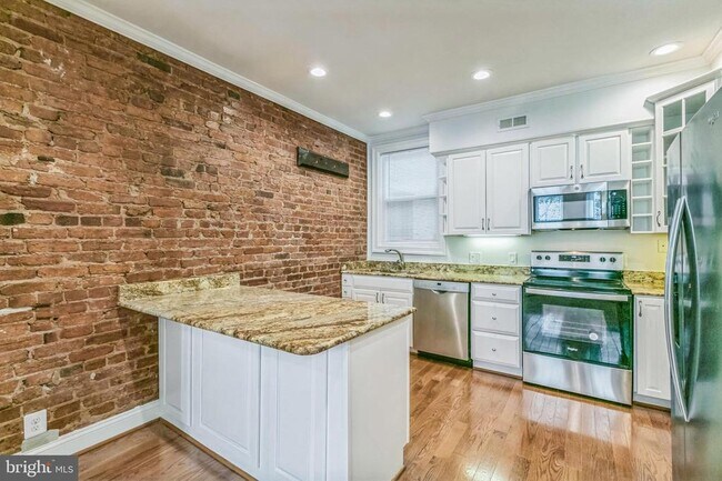 Building Photo - 1757 Willard St NW