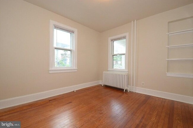 Building Photo - 236 Delmont Ave
