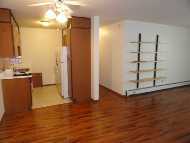 Building Photo - 7000 Sandell Ave