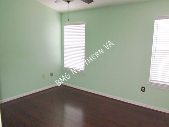 Building Photo - 14306 Newbern Loop