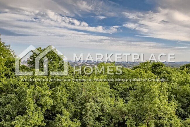 Building Photo - 518 Yokley Rd