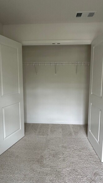 Building Photo - 442 Blair Rd