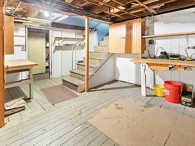 Building Photo - 14 Bellegarde Ave