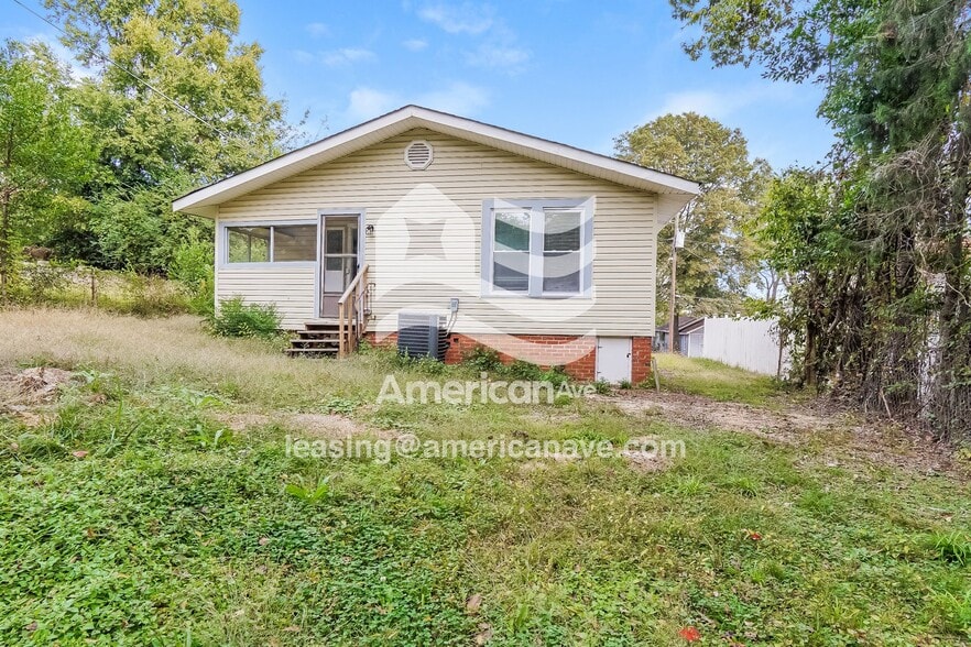 Building Photo - 4712 Terrace M