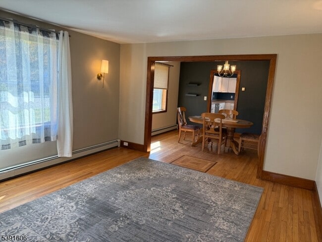 Building Photo - 73 Kiel Ave