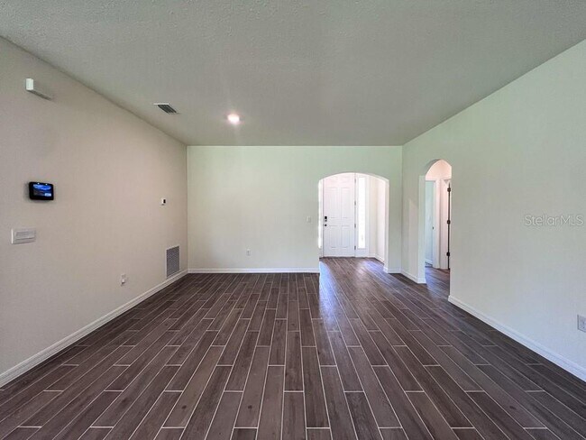 Building Photo - 1315 NW 132nd Cir