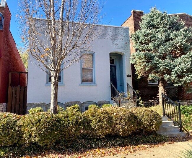 Tower Grove East 2 Bed Bungalow 2333 Michigan Ave Saint Louis MO