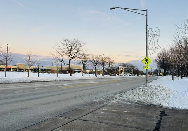 Building Photo - 3255 Kirchoff Rd