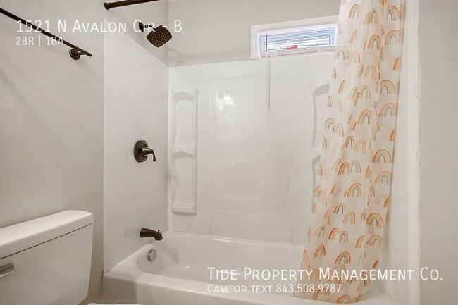 Building Photo - 1521 N Avalon Cir