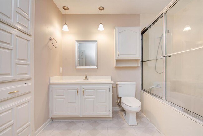 Building Photo - 3907 Postwood Dr