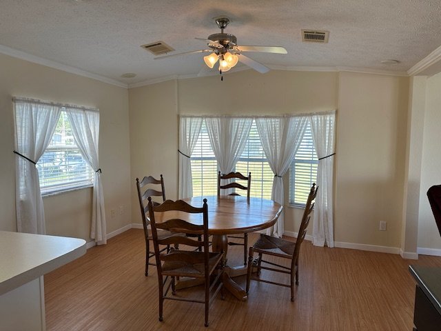 Building Photo - Charming 2 Bed, 2 Bath Manufactured Home w...