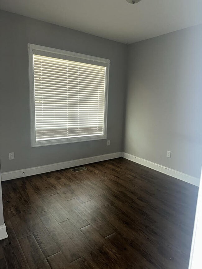 Building Photo - Beautiful 4 beds 3 baths in Raleigh