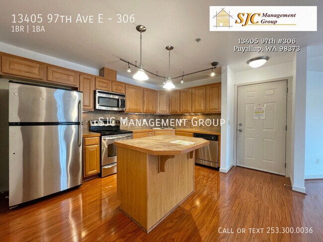 Building Photo - 13405 97th Ave E