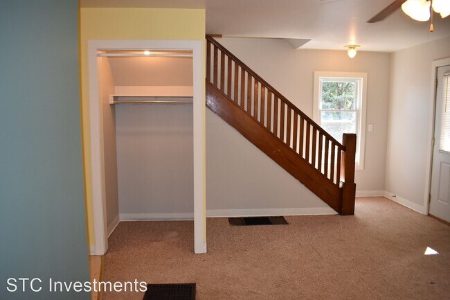 Building Photo - 3 br, 1 bath House - 518 W. Chandler