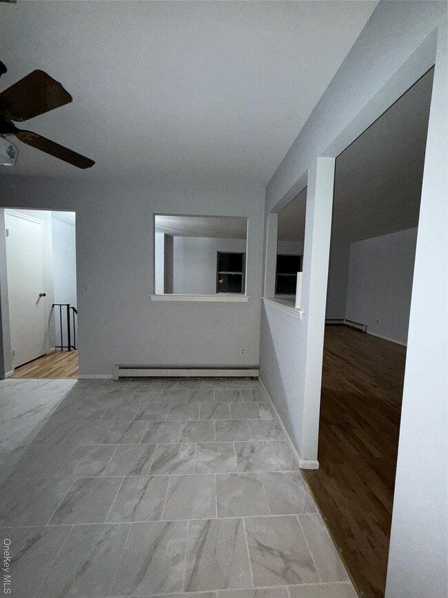 Building Photo - 227 N Walnut St