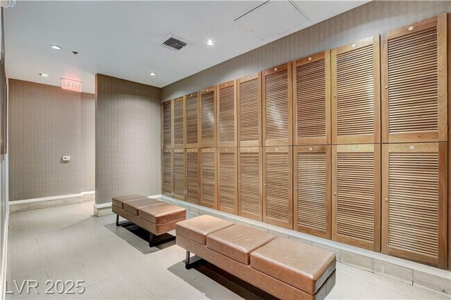 Building Photo - Luxury High-Rise Living at SKY | 29th Floo...