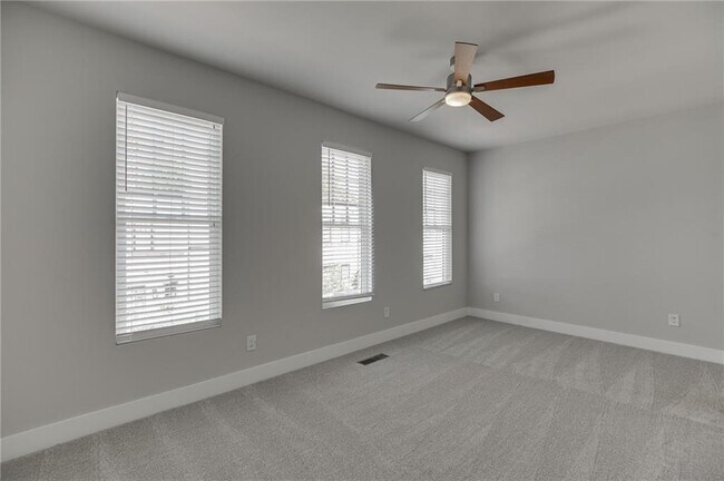 Building Photo - 721 Taylor Ct
