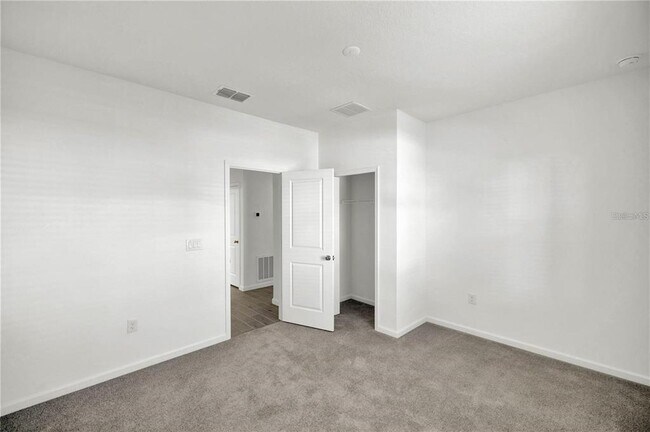 Building Photo - 4425 NW 14th Lp
