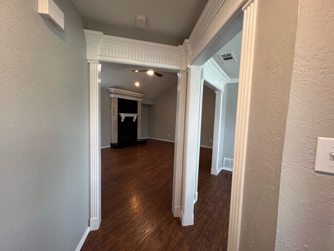 Building Photo - COMING SOON, JANUARY 10TH:  Beautifully Remodeled 3/2/2 Home, Generously updated Smart Home - For...