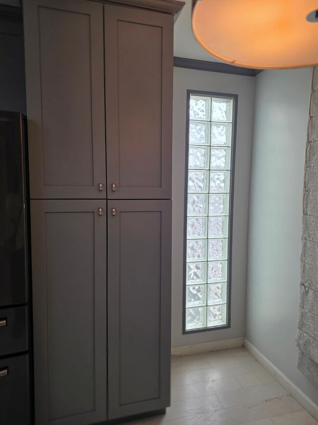 Building Photo - Remodeled Home 2 Blocks from Ocean Beach