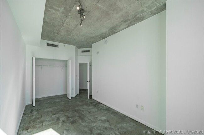 Building Photo - 234 NE 3rd St