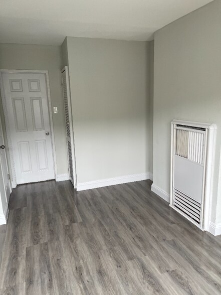 Building Photo - 6723 Brynhurst Ave
