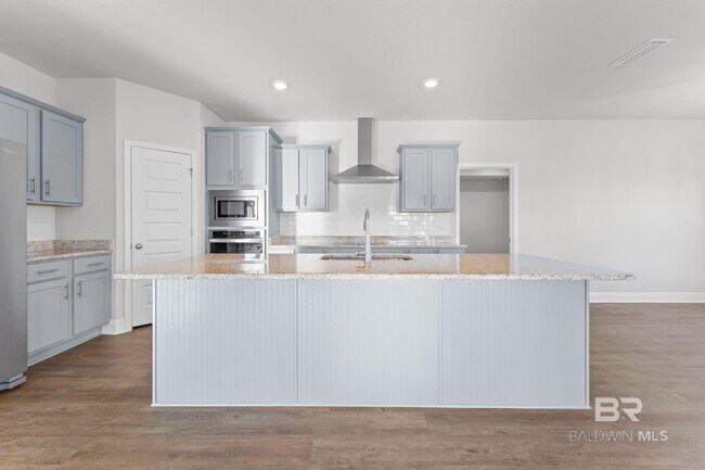 Building Photo - 21121 Yosemite Blvd