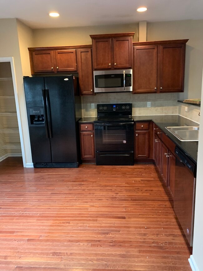 Building Photo - 9578 Walkers Glen Dr NW