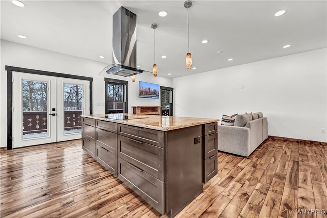 Building Photo - 4775 Boncrest Dr E