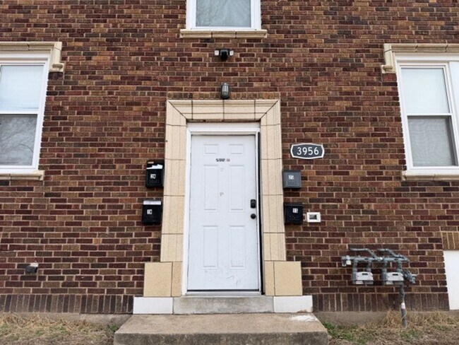 Building Photo - 3956 Pennsylvania Ave