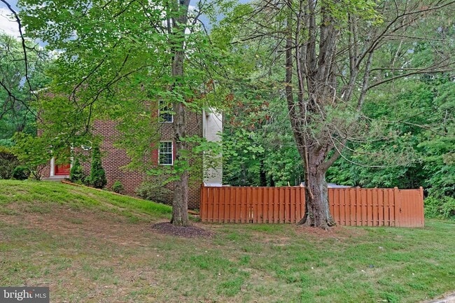 Building Photo - 6401 Old Scotts Ct
