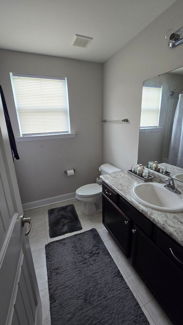 Building Photo - 64 Dunnoman Dr