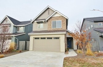 Building Photo - 3468 E Berghan St