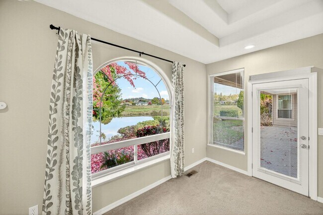 Building Photo - 460 Robert Trent Jones Blvd