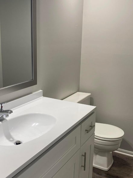 Building Photo - 7755 Hansgrove Ct